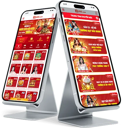 Người chơi sử dụng điện thoại để cá cược trên ứng dụng pp88 casino